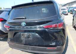 2021 TOYOTA SIENNA LE