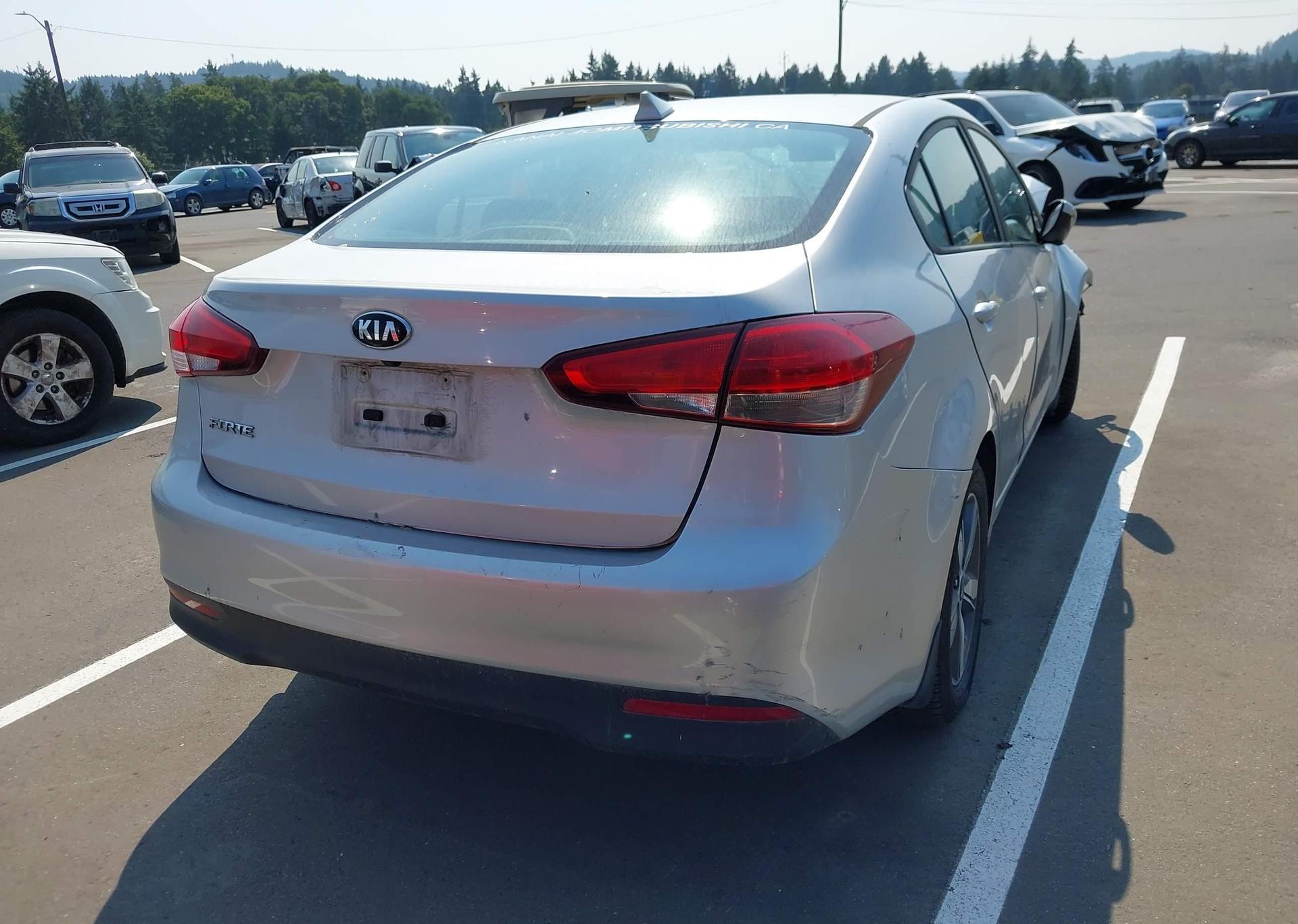 2018 KIA FORTE LX