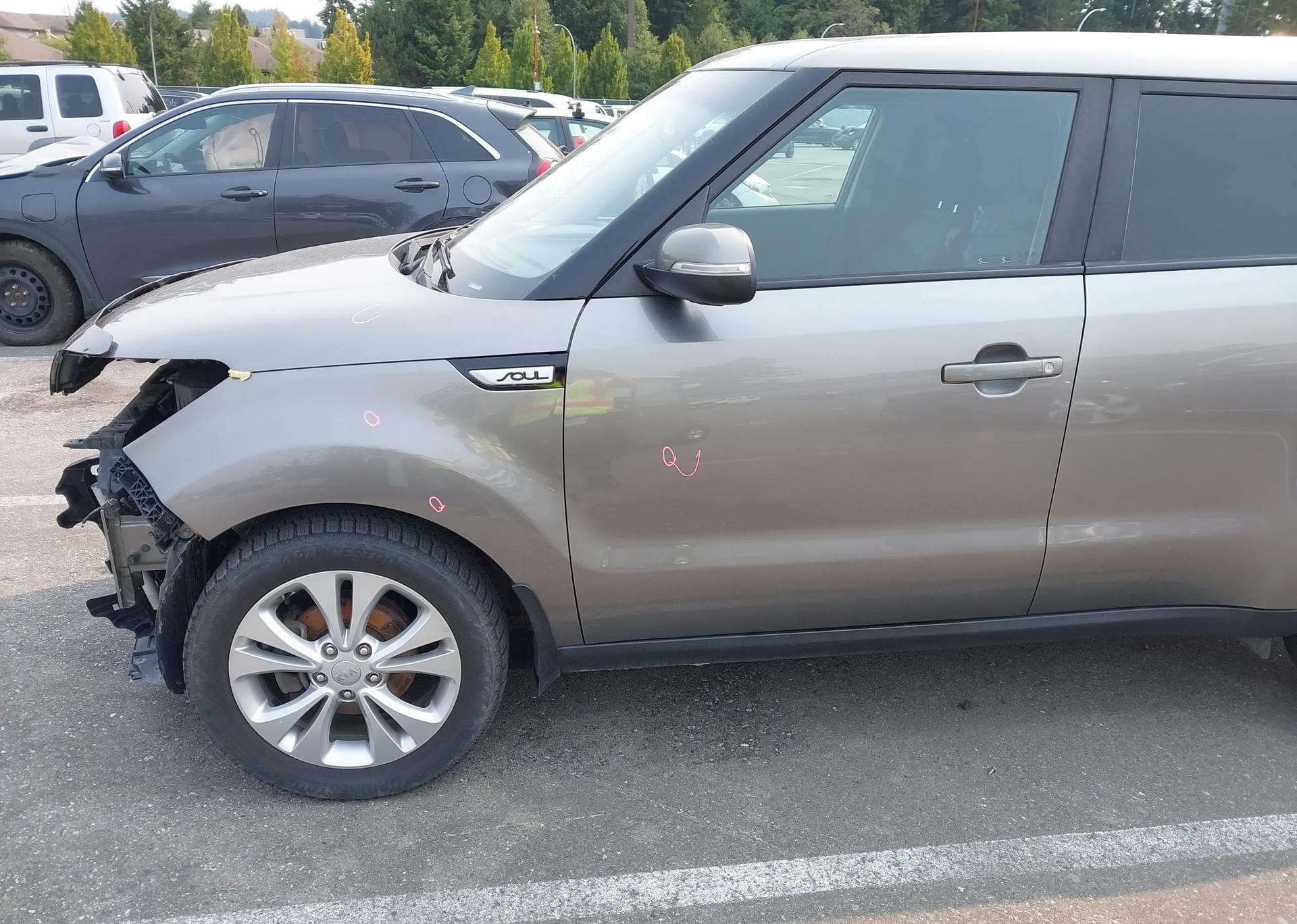 2016 KIA SOUL