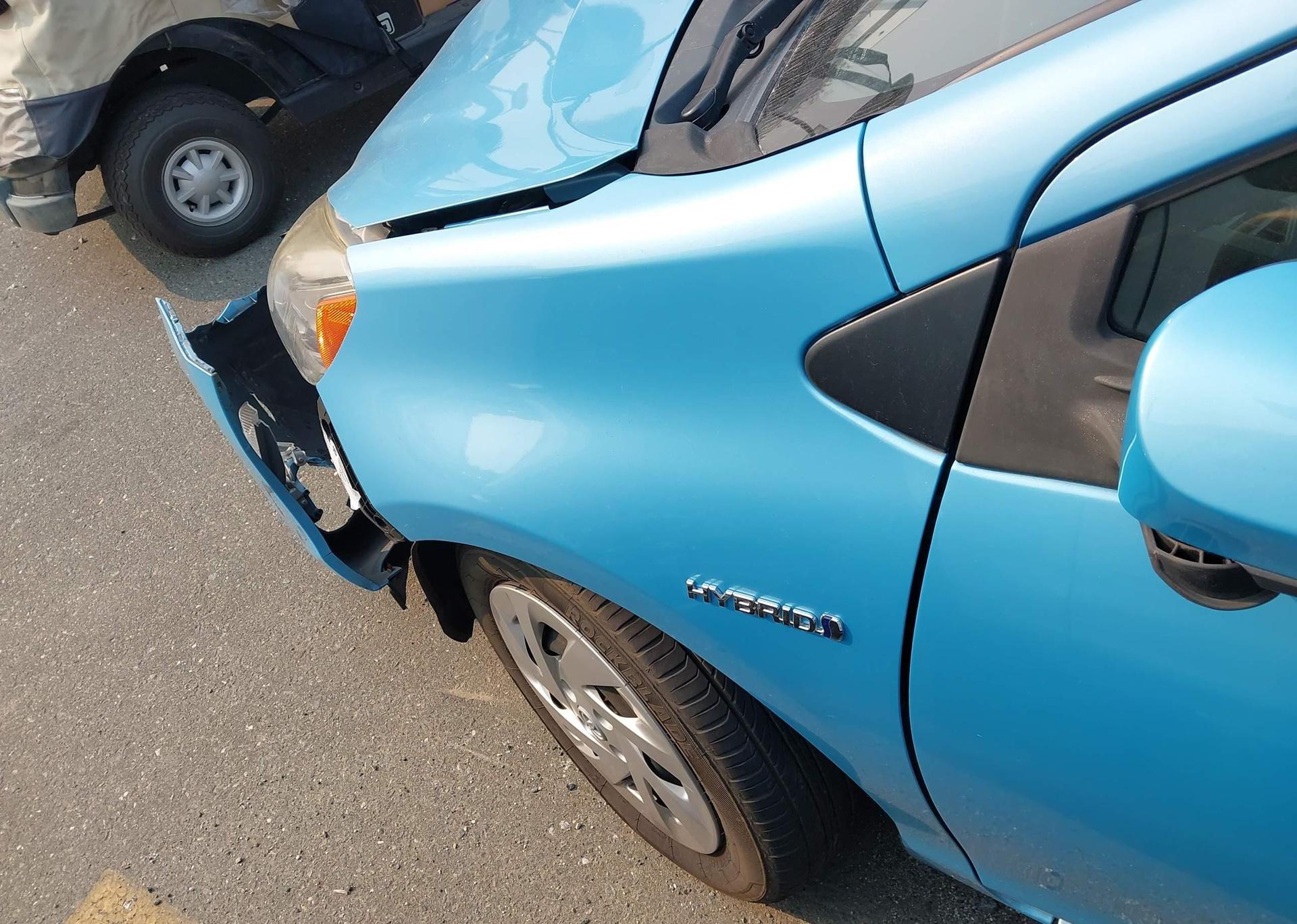 2016 TOYOTA PRIUS