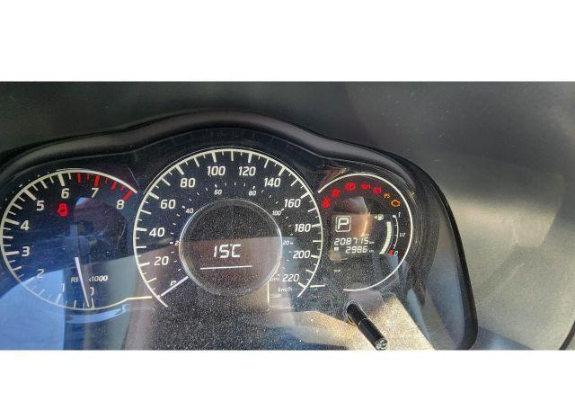 2017 NISSAN VERSA