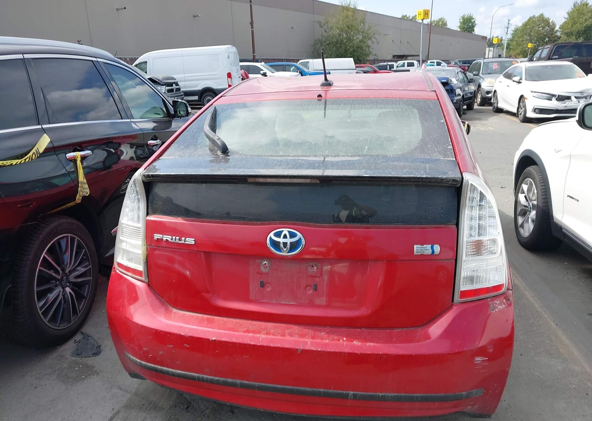 2011 TOYOTA PRIUS