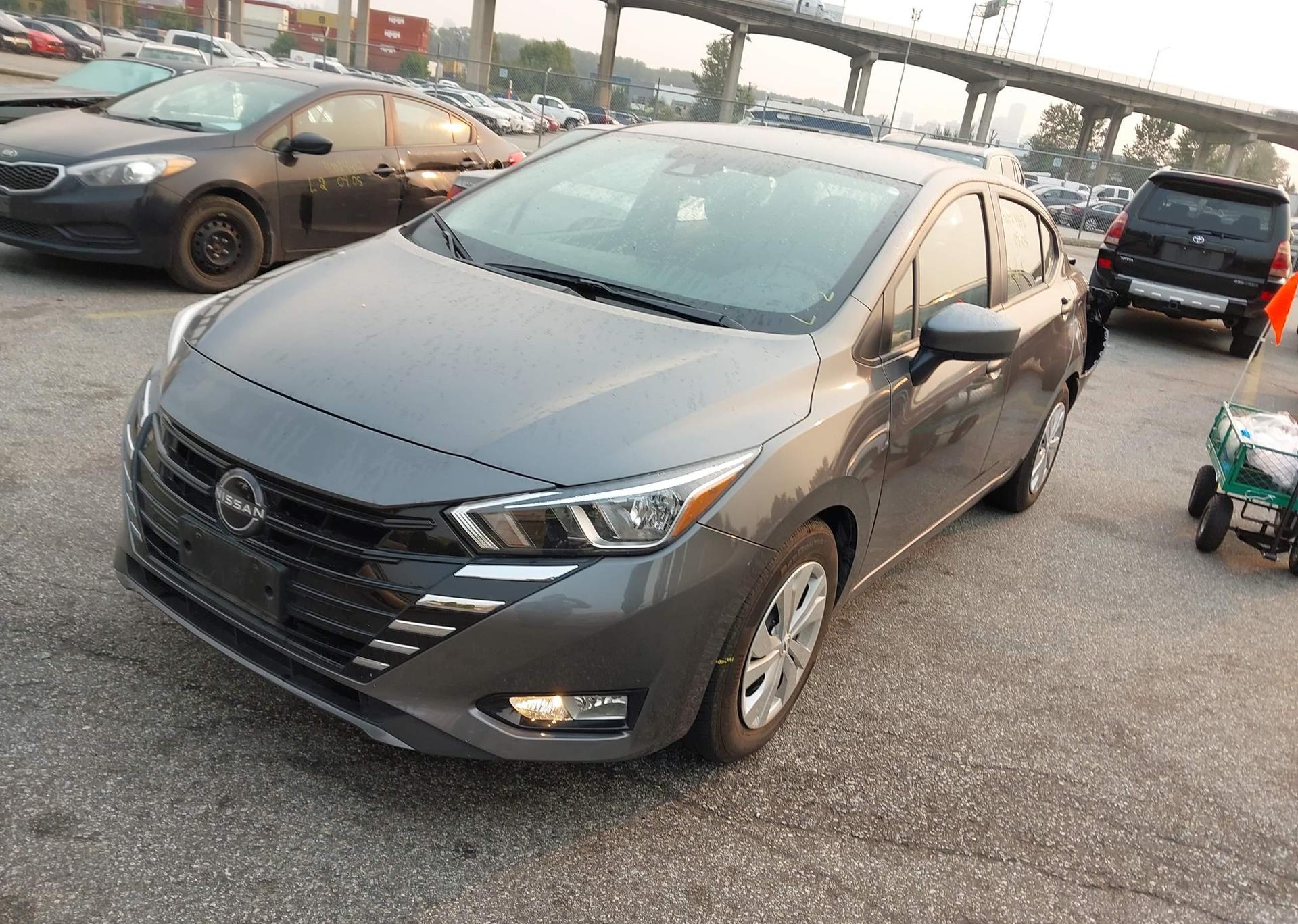 2023 NISSAN VERSA