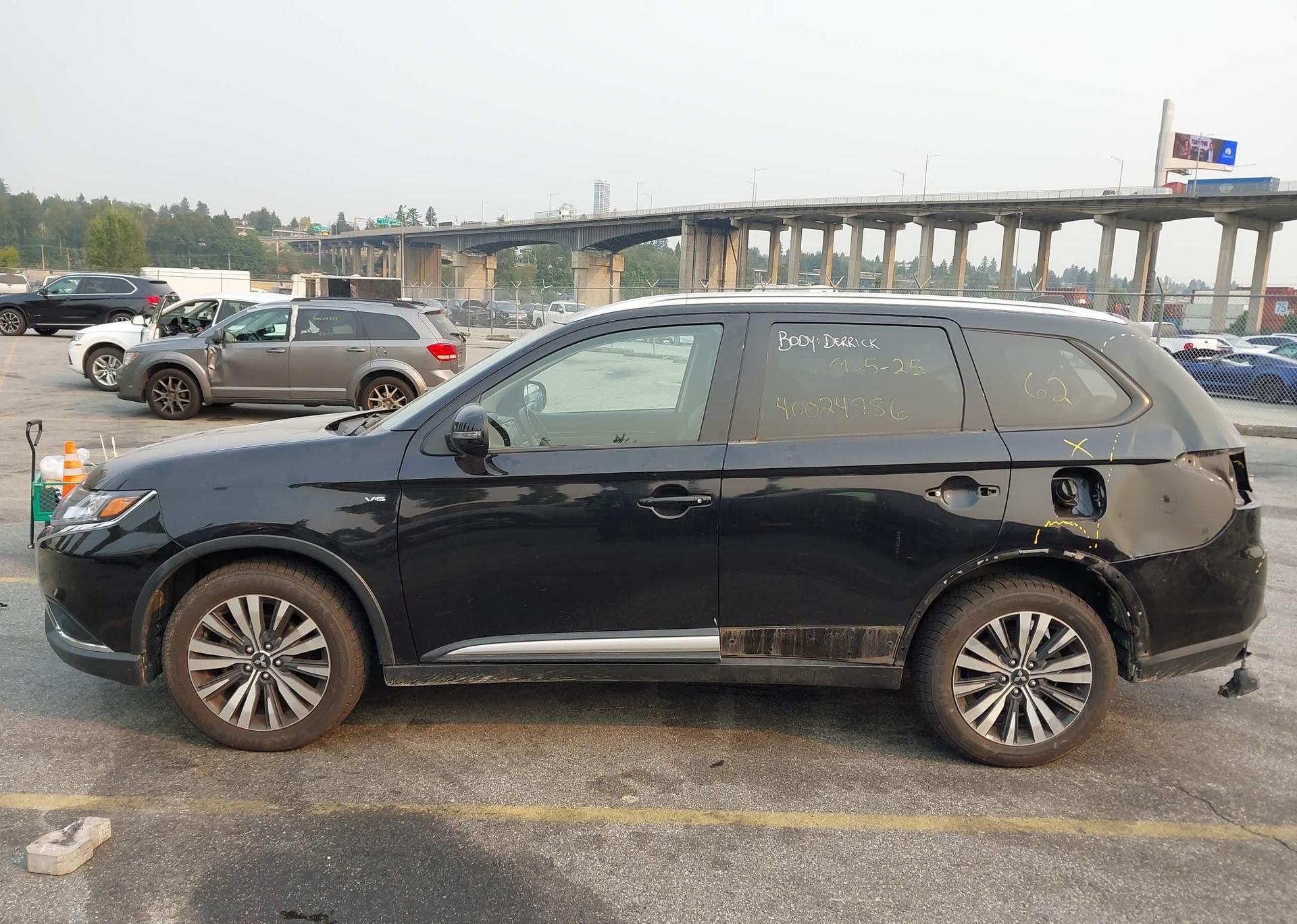 2019 MITSUBISHI OUTLANDER SE