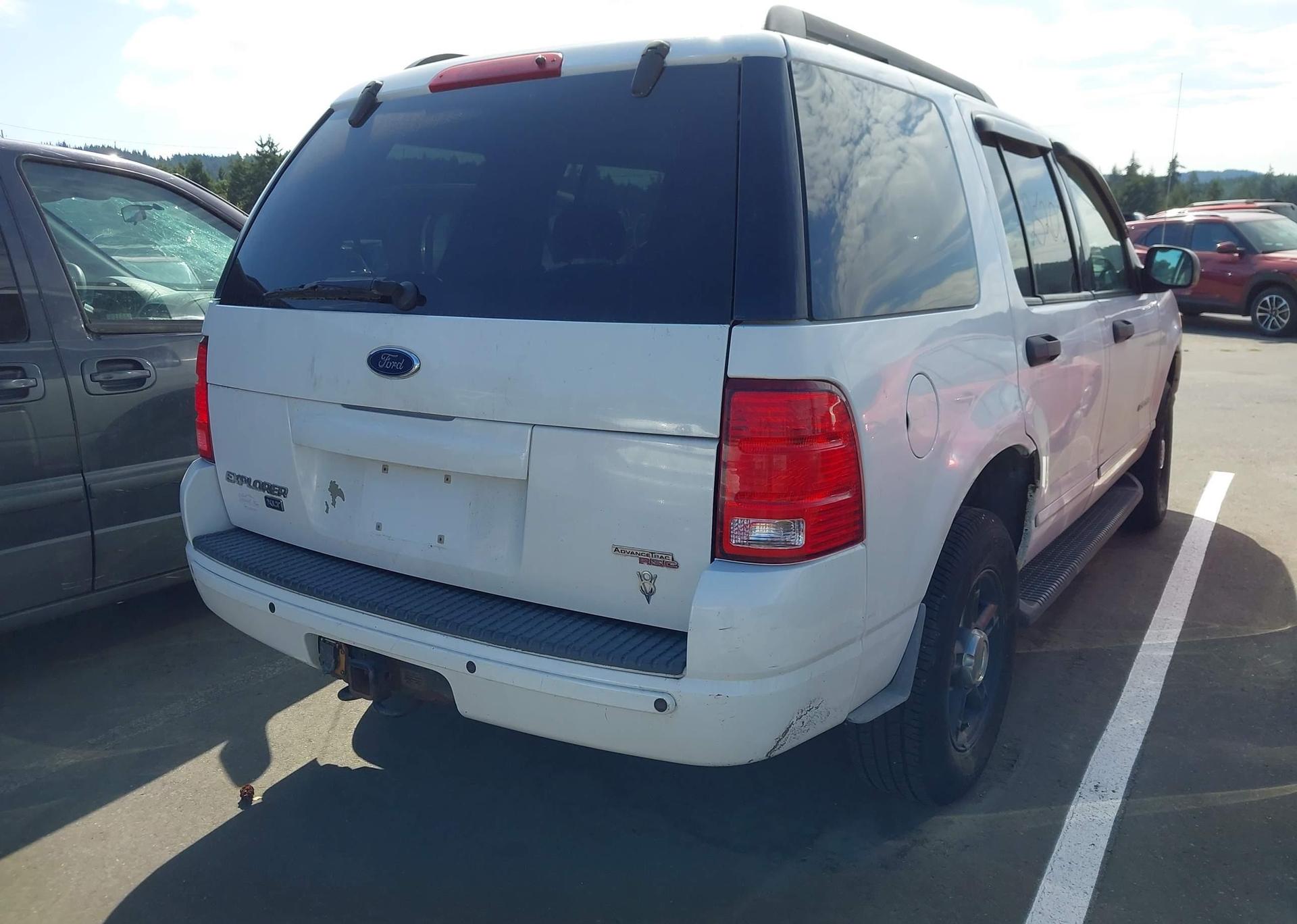 2005 FORD EXPLORER XLT