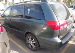 2004 TOYOTA SIENNA CE