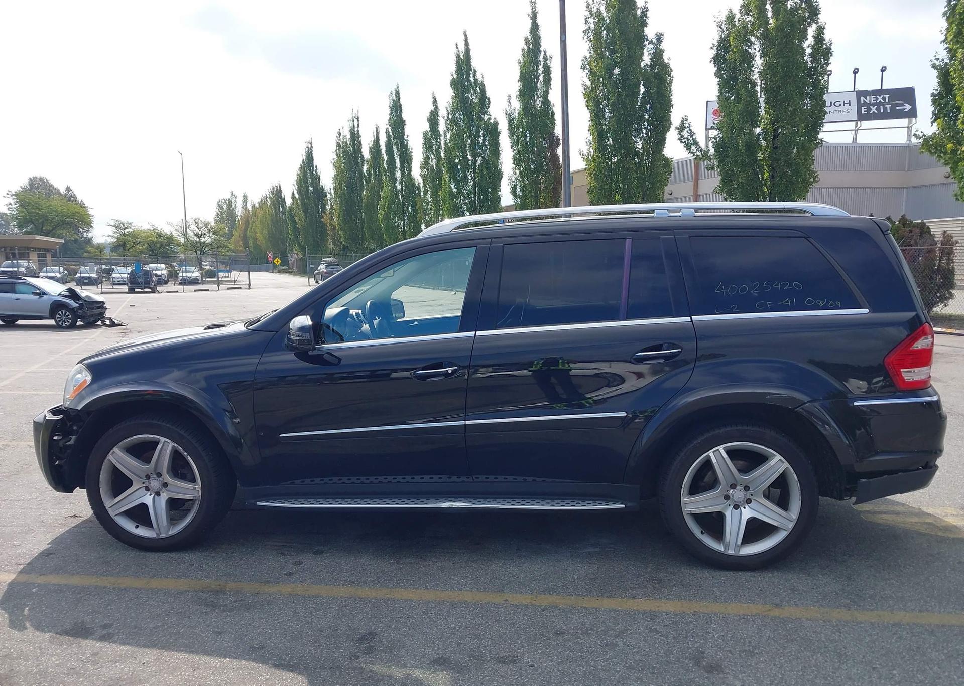 2011 MERCEDES-BENZ GL 550 4MATIC