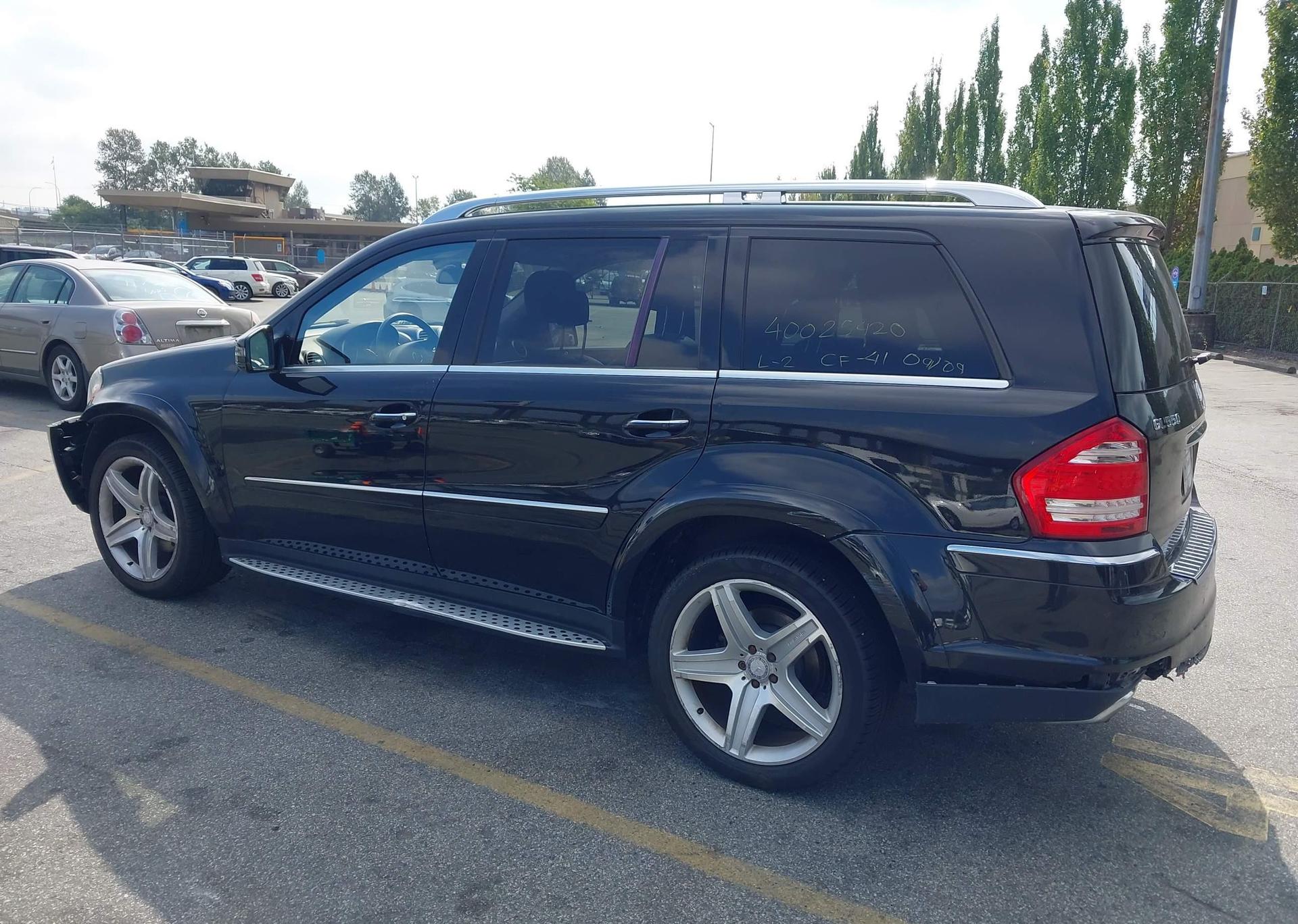 2011 MERCEDES-BENZ GL 550 4MATIC