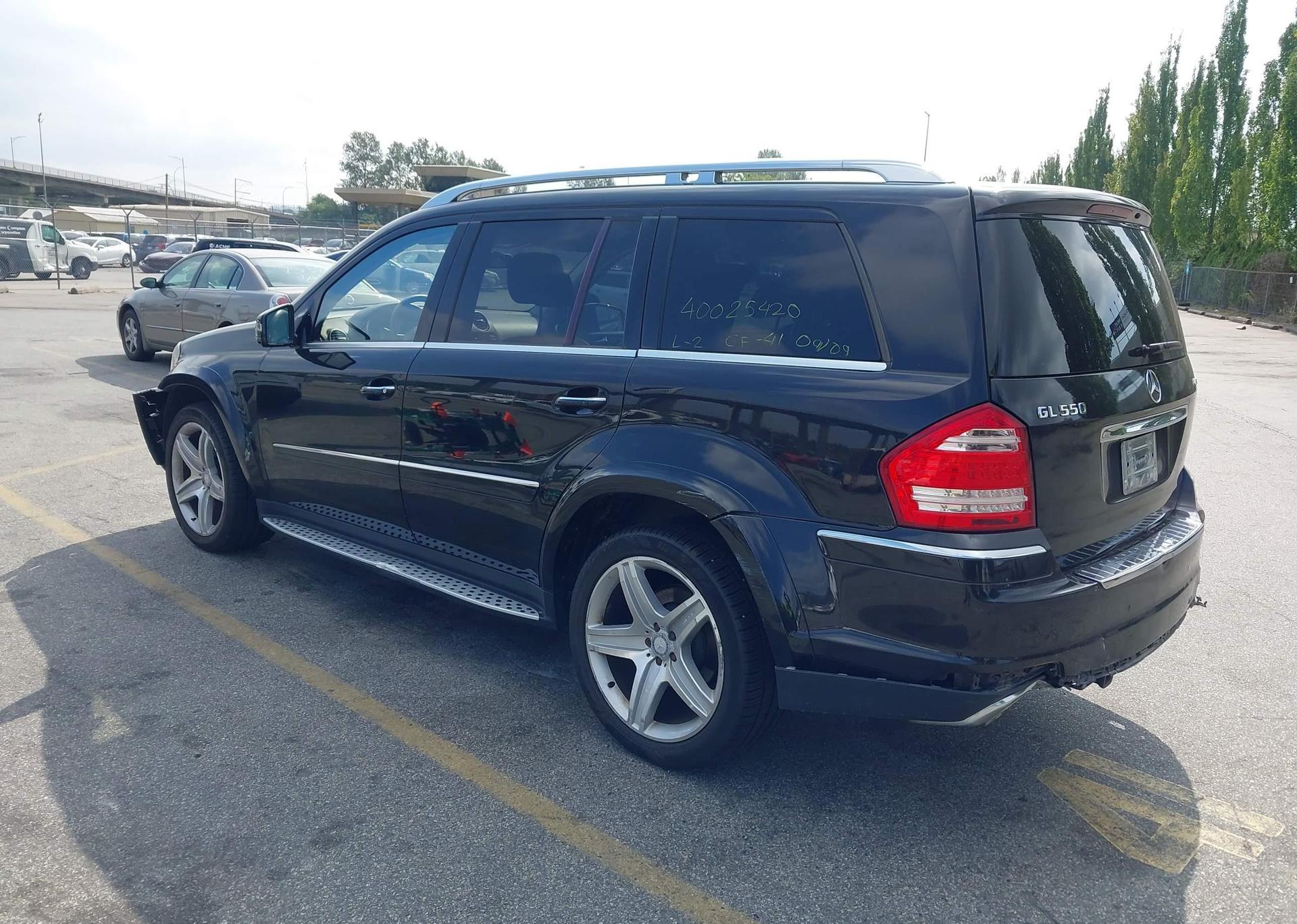 2011 MERCEDES-BENZ GL 550 4MATIC
