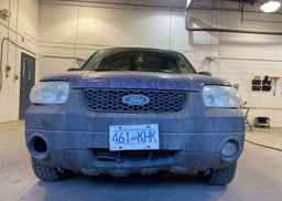 2005 FORD ESCAPE XLT