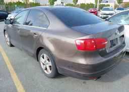 2011 VOLKSWAGEN JETTA