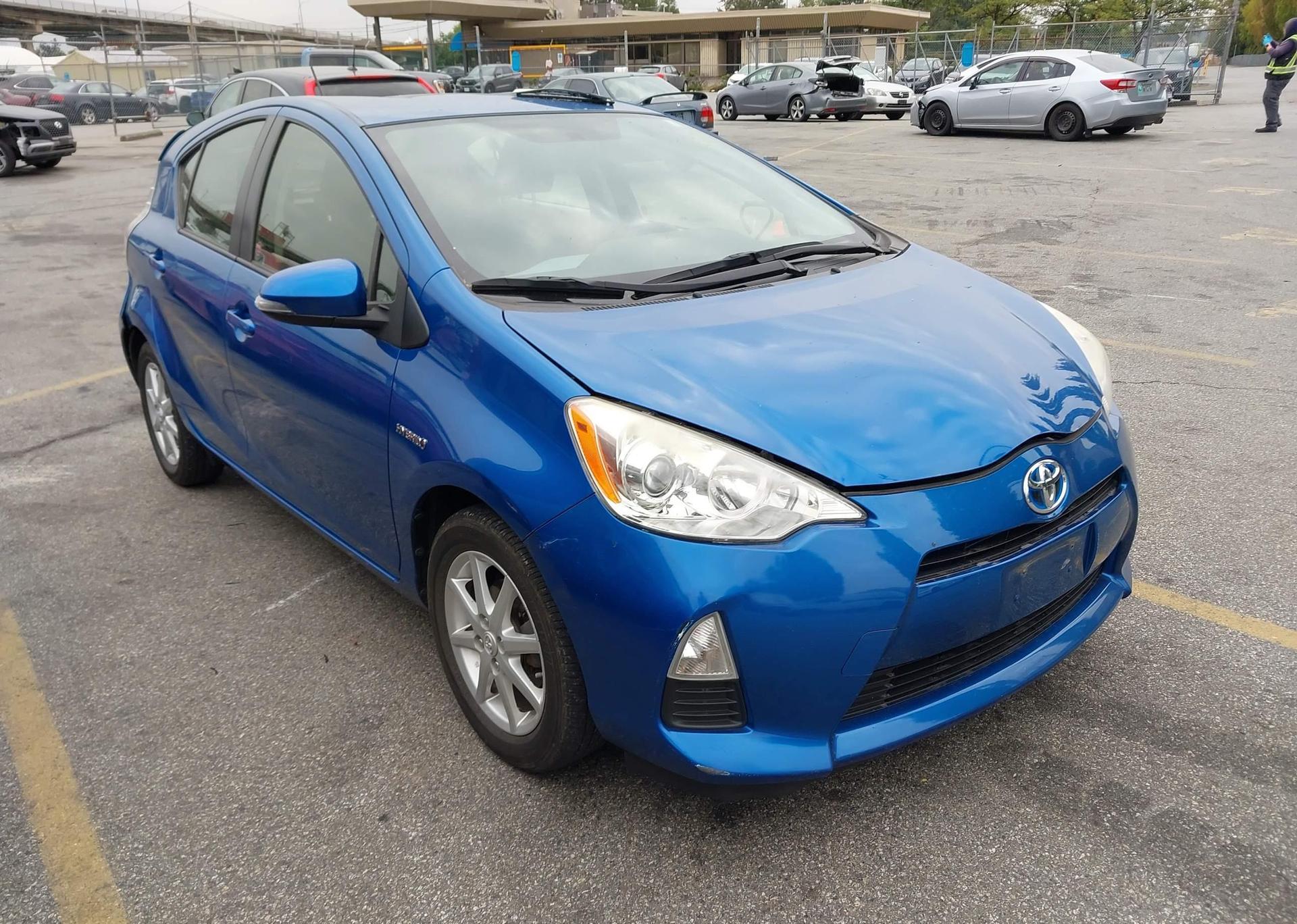 2012 TOYOTA PRIUS