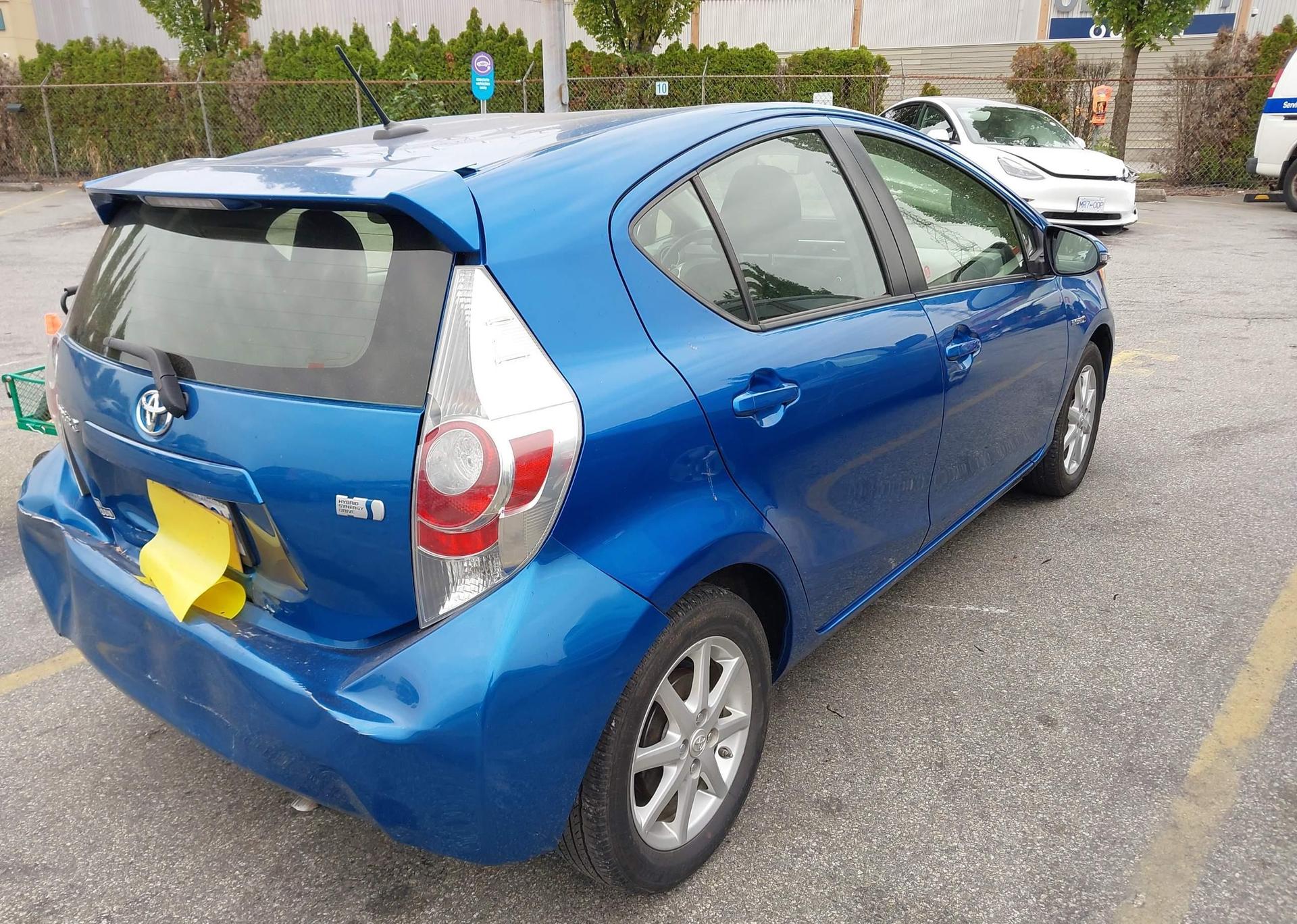 2012 TOYOTA PRIUS