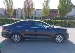 2017 VOLKSWAGEN JETTA SE