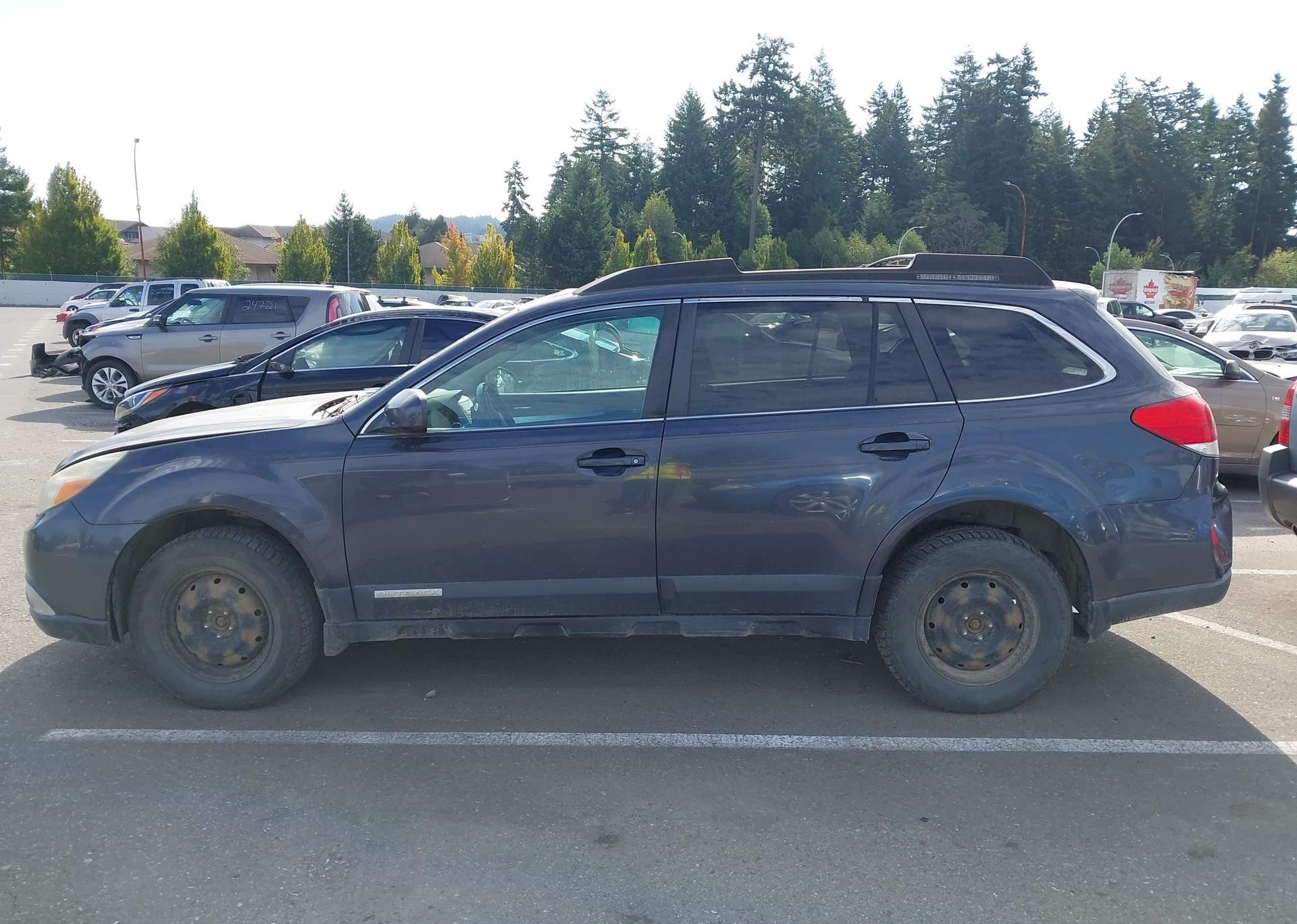 2010 SUBARU OUTBACK PREMIUM