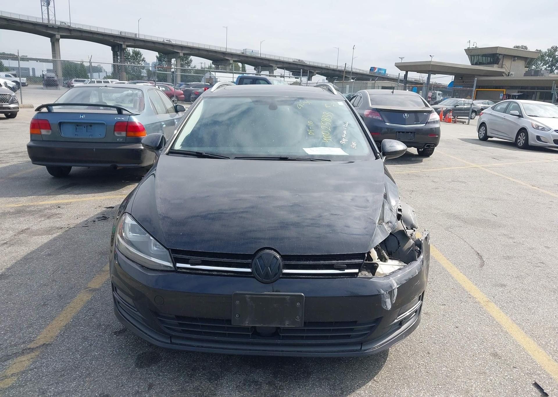 2015 VOLKSWAGEN GOLF