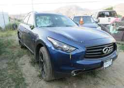2016 INFINITI QX70