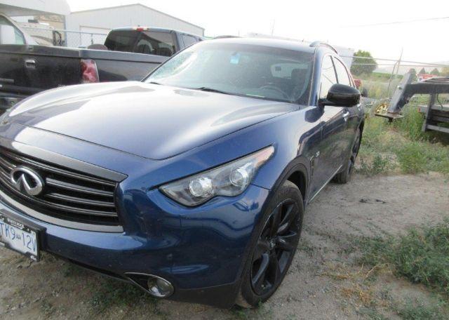 2016 INFINITI QX70