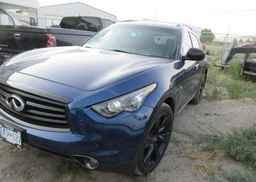 2016 INFINITI QX70