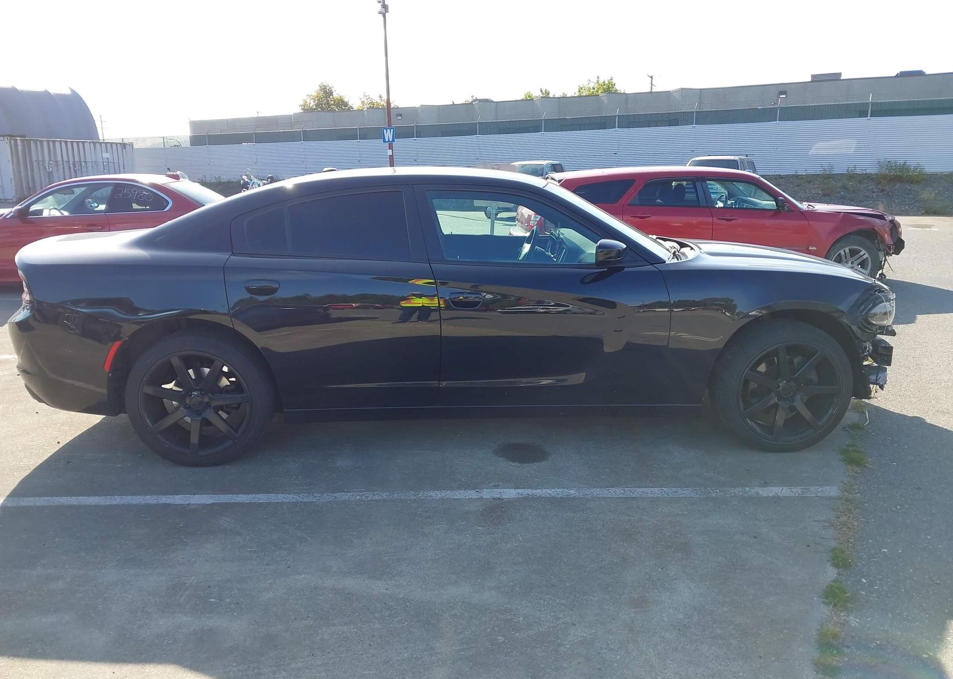 2017 DODGE CHARGER SXT