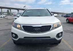 2012 KIA SORENTO LX