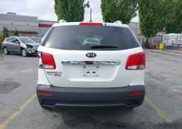 2012 KIA SORENTO LX