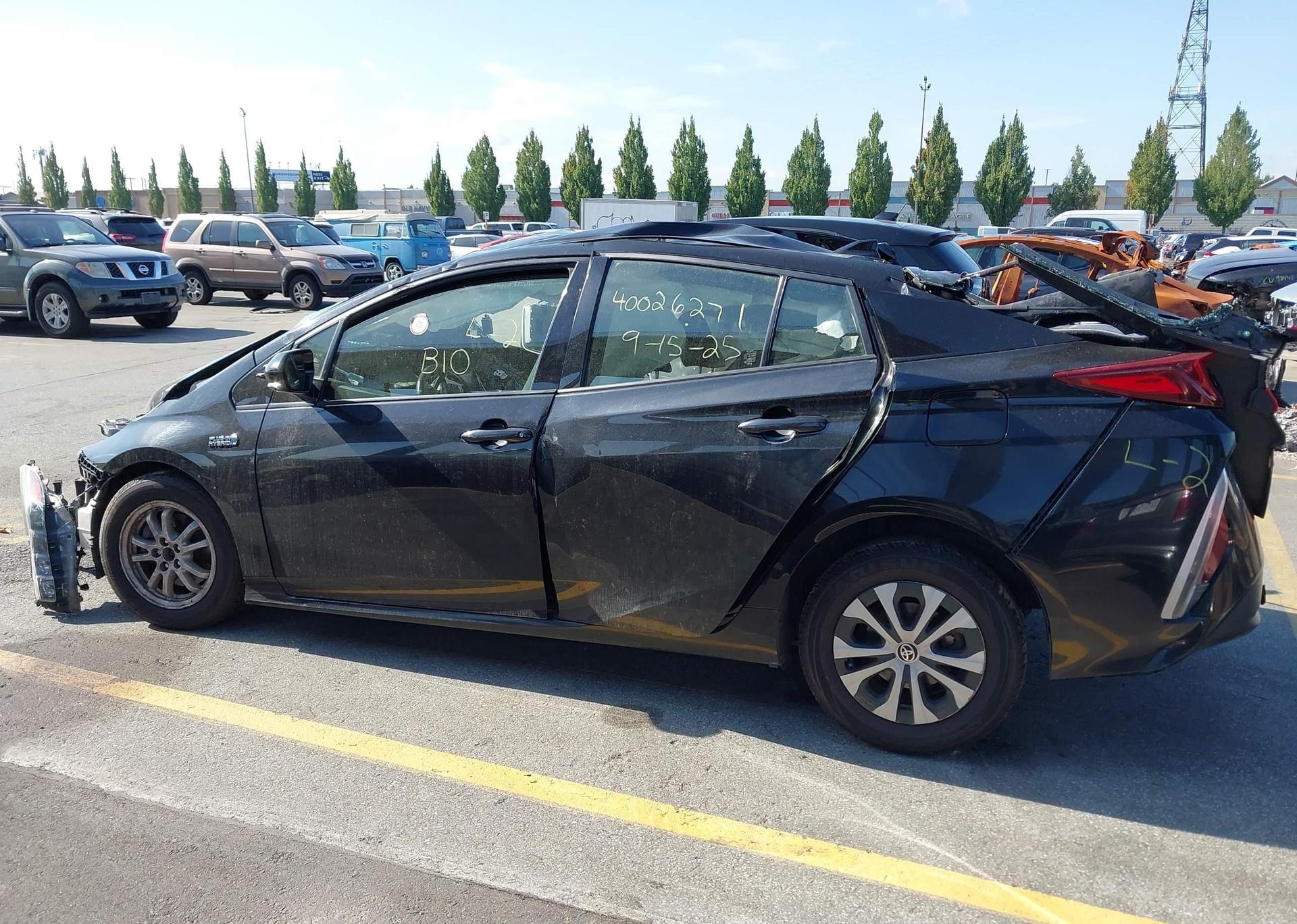 2020 TOYOTA PRIUS