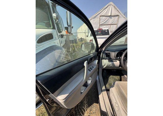 2013 TOYOTA HIGHLANDER PLUS