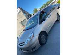 2007 TOYOTA SIENNA CE