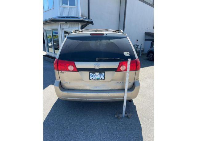 2007 TOYOTA SIENNA CE