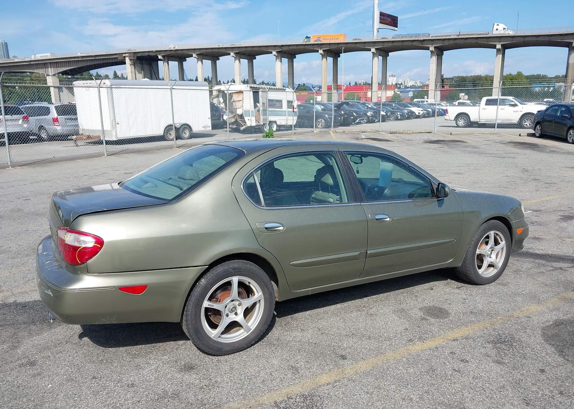 2001 INFINITI I30