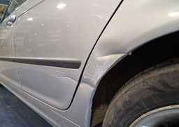 2002 BMW 325I