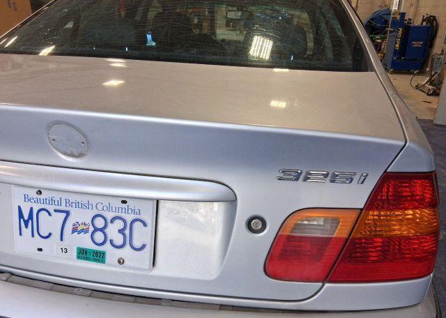 2002 BMW 325I