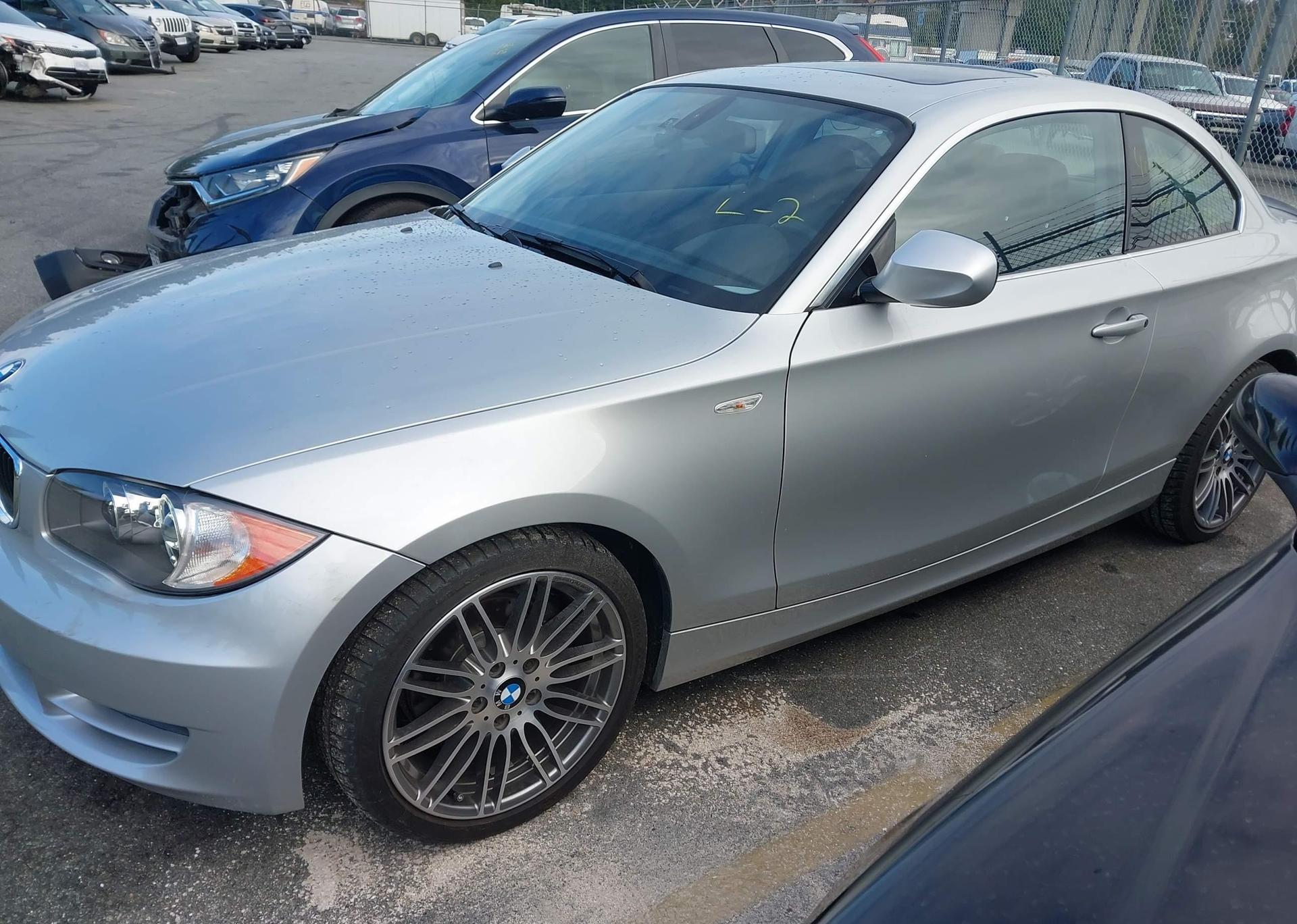 2010 BMW 128I