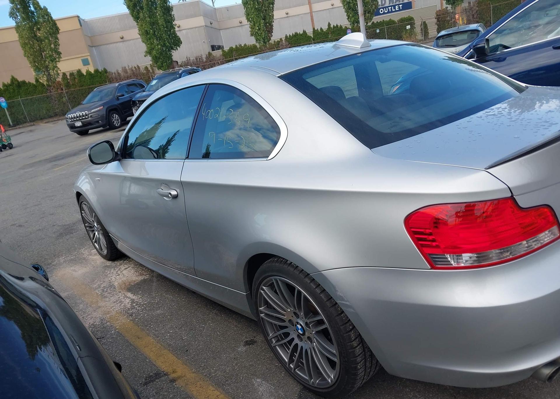 2010 BMW 128I