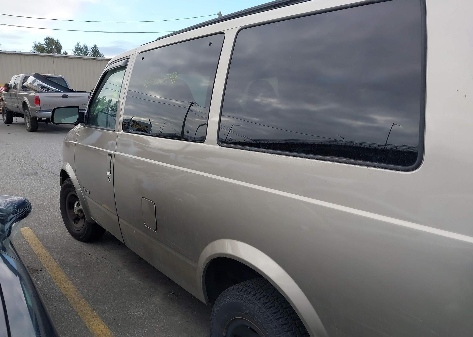 2002 CHEVROLET ASTRO