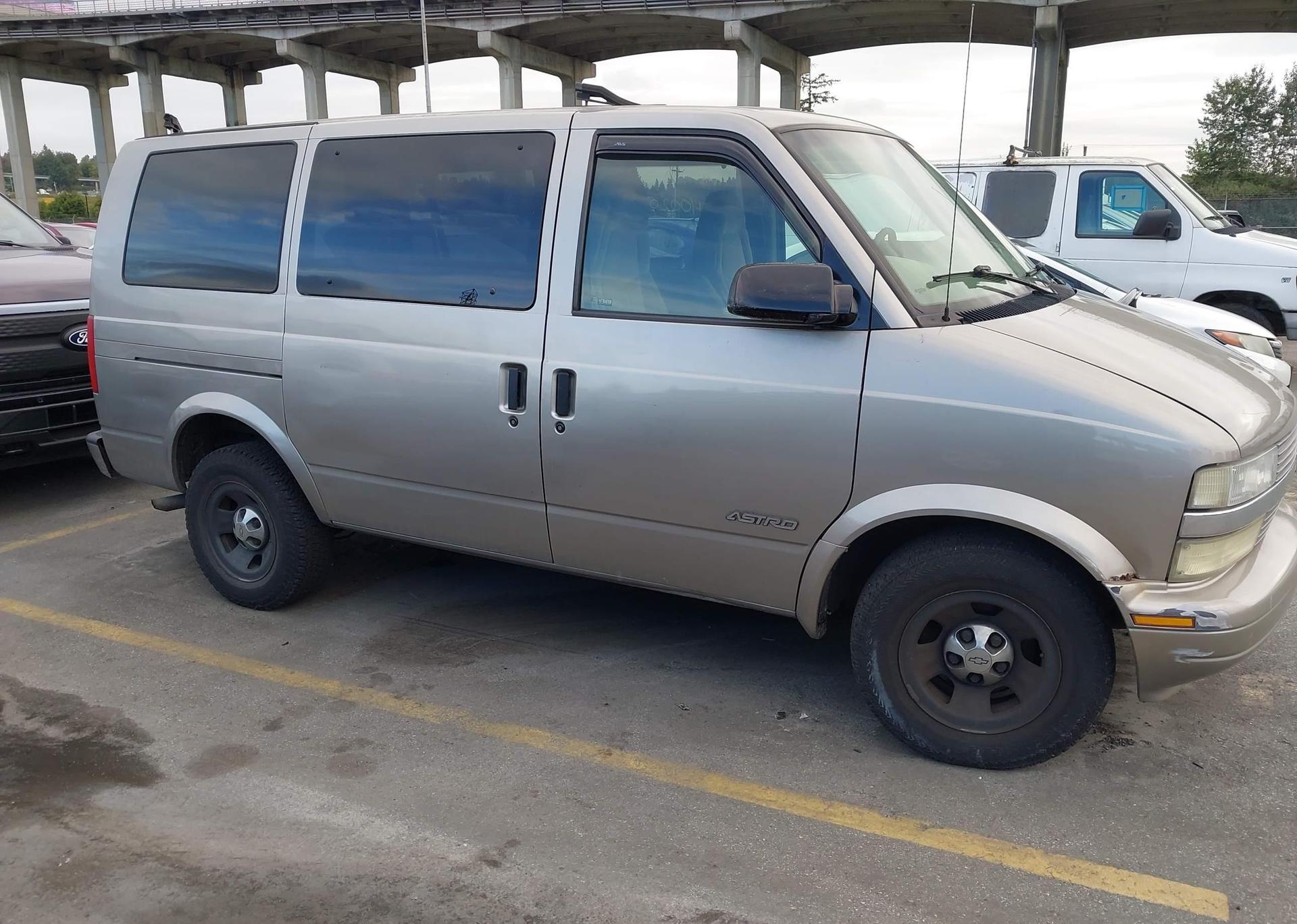 2002 CHEVROLET ASTRO