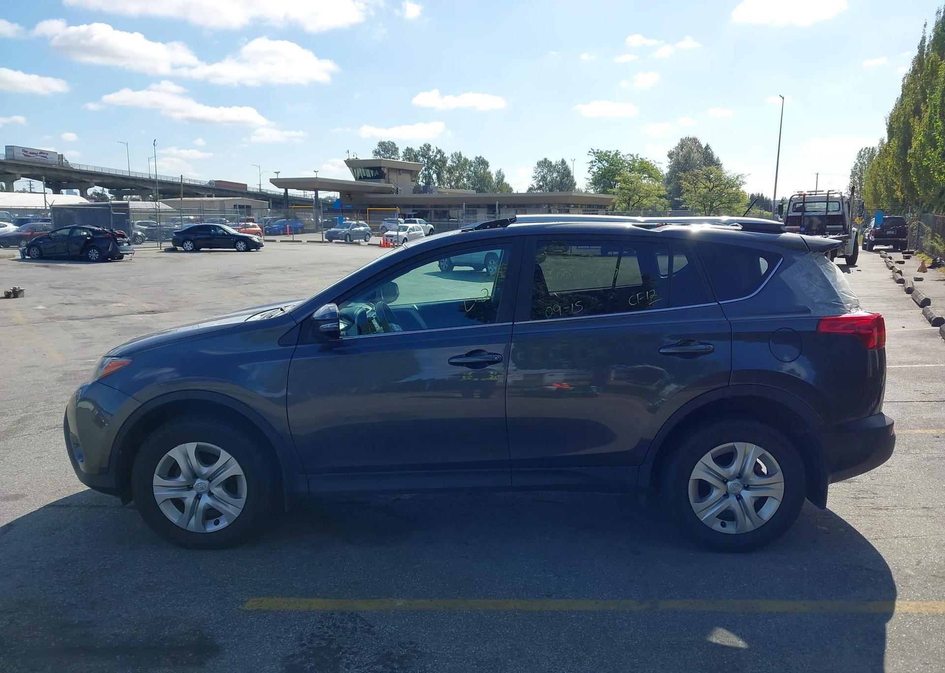 2015 TOYOTA RAV4