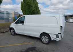 2018 MERCEDES-BENZ METRIS