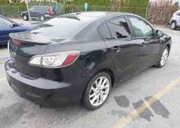 2013 MAZDA 3 S