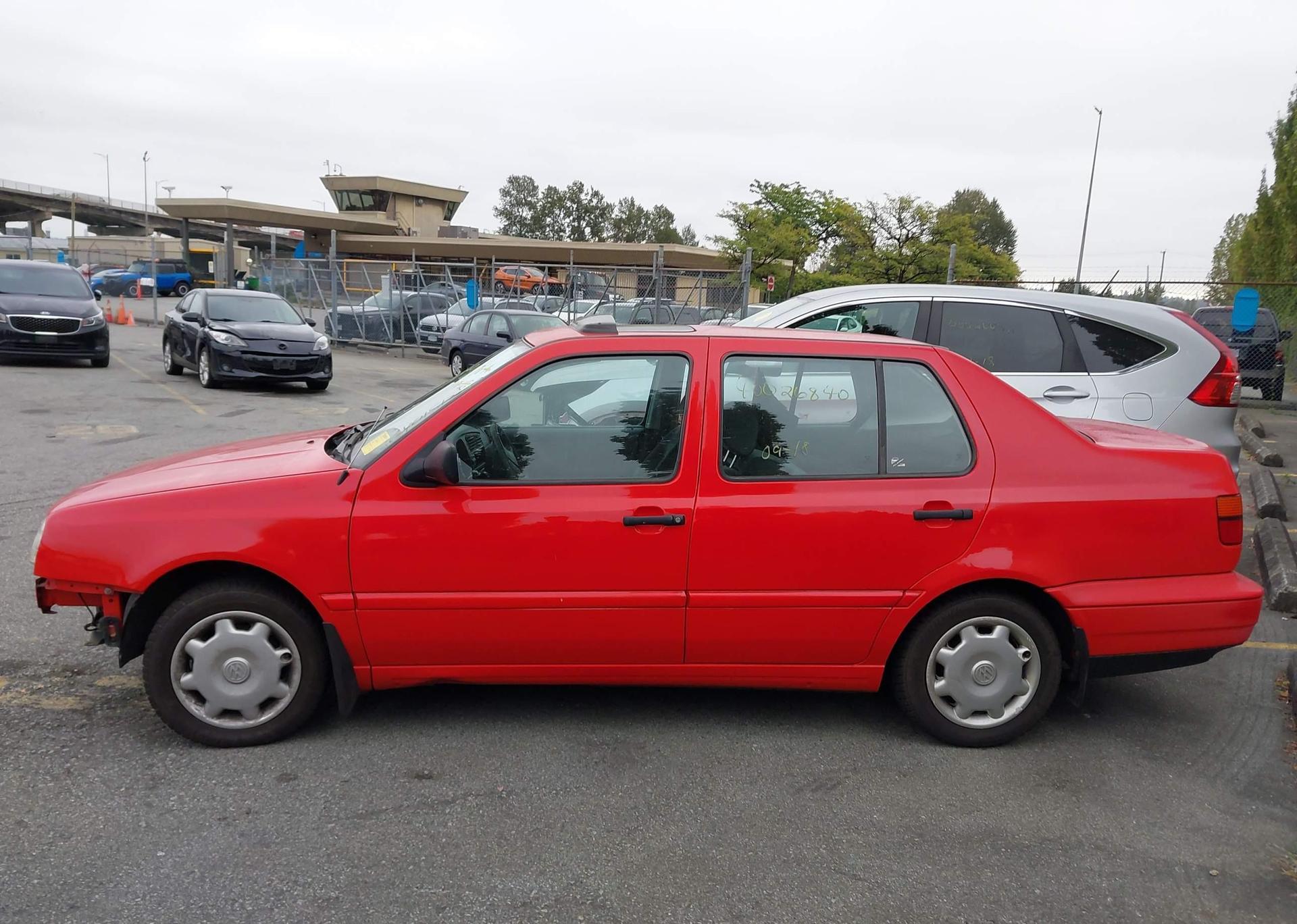 1996 VOLKSWAGEN JETTA