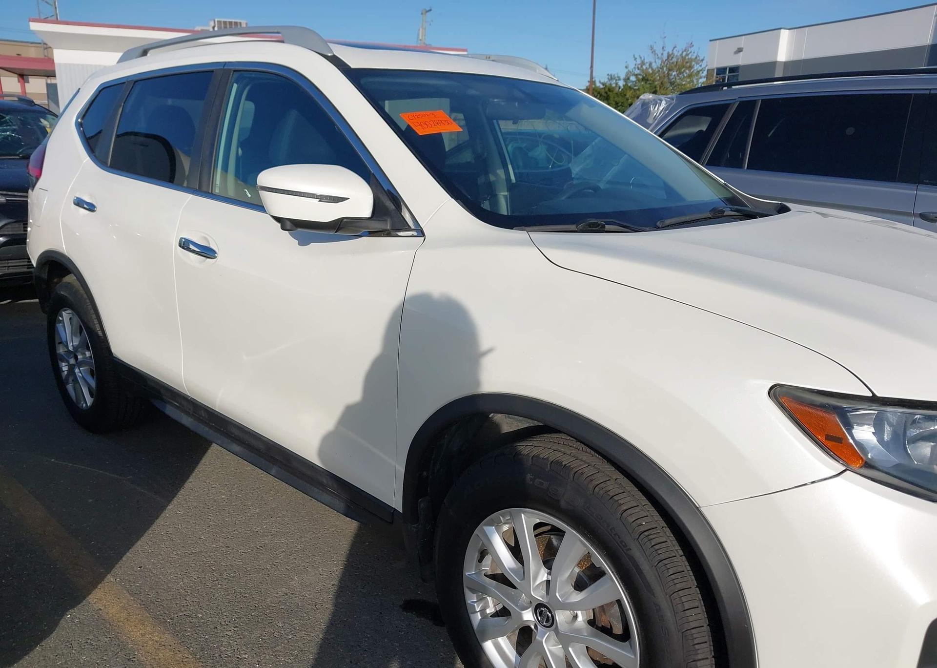 2017 NISSAN ROGUE
