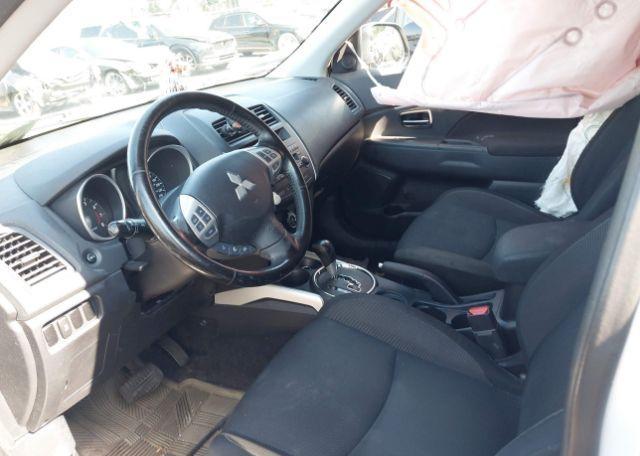 2011 MITSUBISHI RVR SE