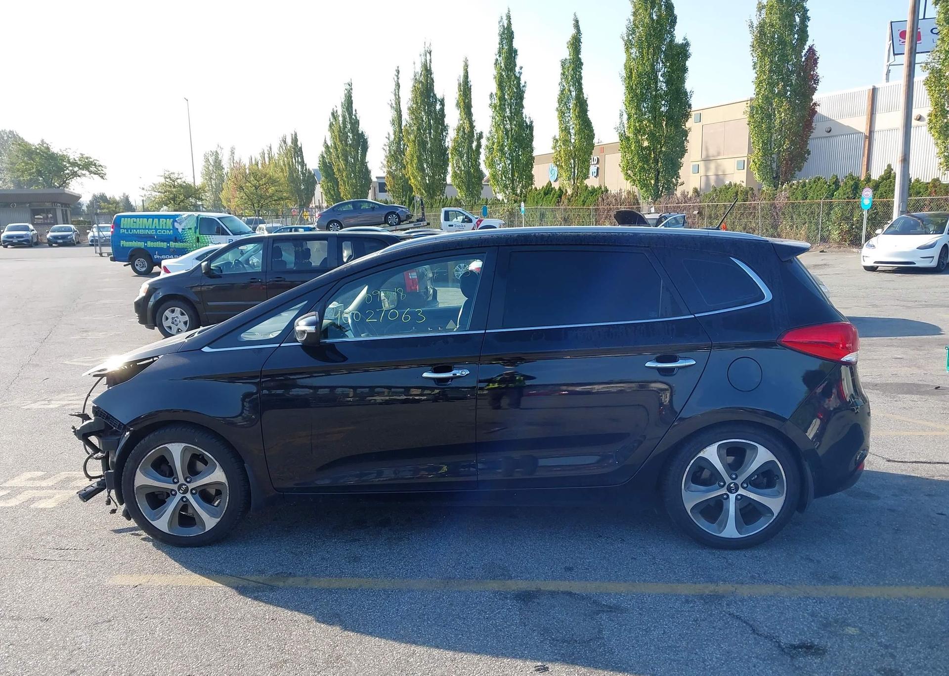 2016 KIA RONDO