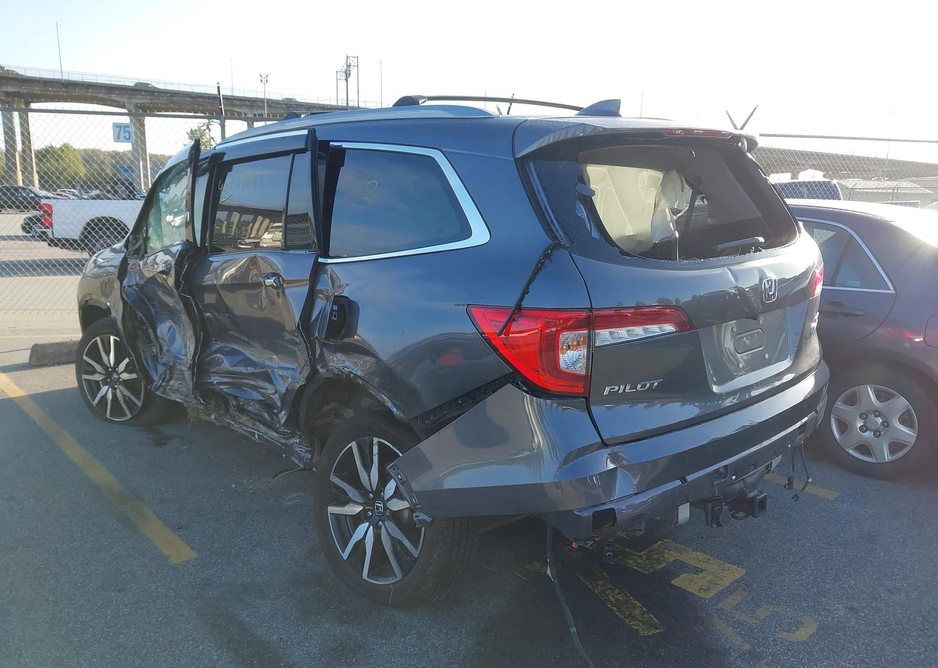 2022 HONDA PILOT