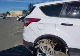 2017 FORD ESCAPE S