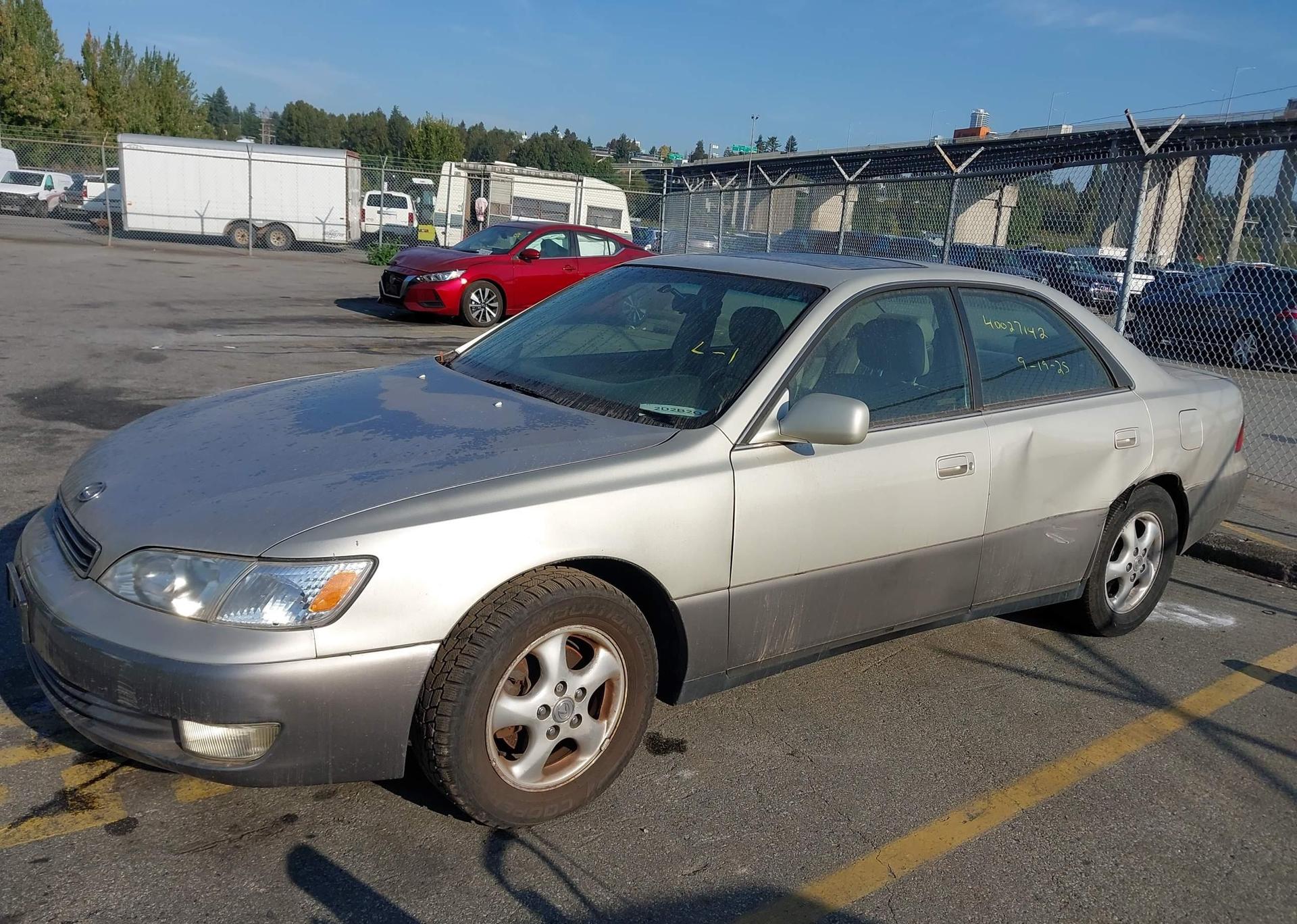 1998 LEXUS ES 300