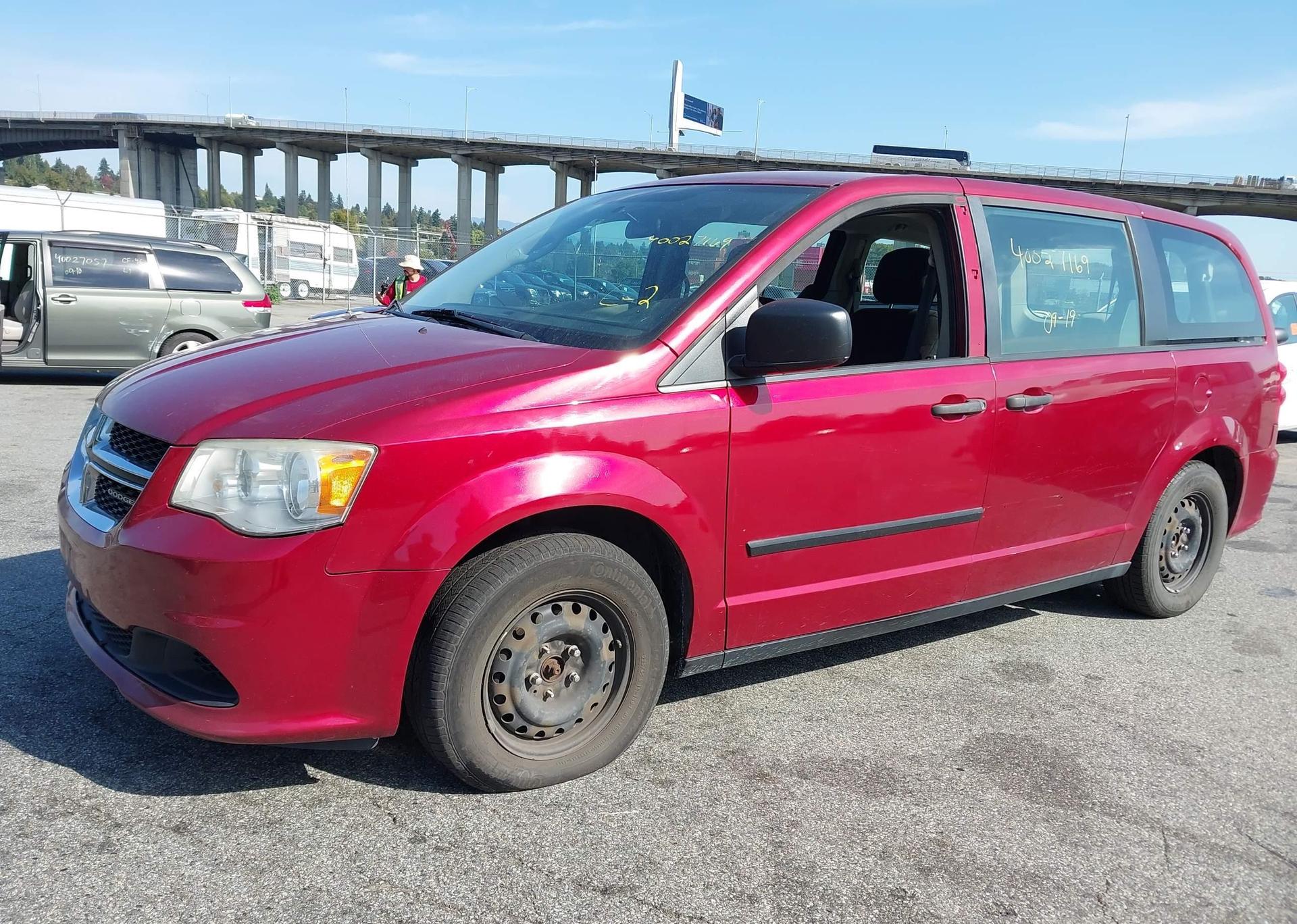 2011 DODGE GRAND CARAVAN EXPRESS