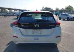 2018 NISSAN LEAF