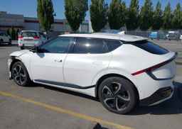 2023 KIA EV6